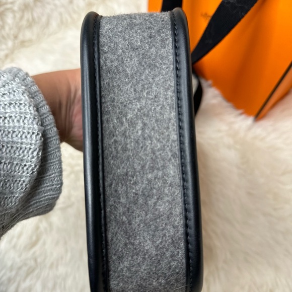 Hermes Evelyne Gen III Felt TPM Gray with Black Lining - Picture 7 of 14